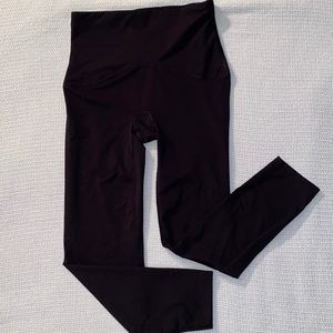 SPANX Booty Boost Yoga stretch pants - like new condition